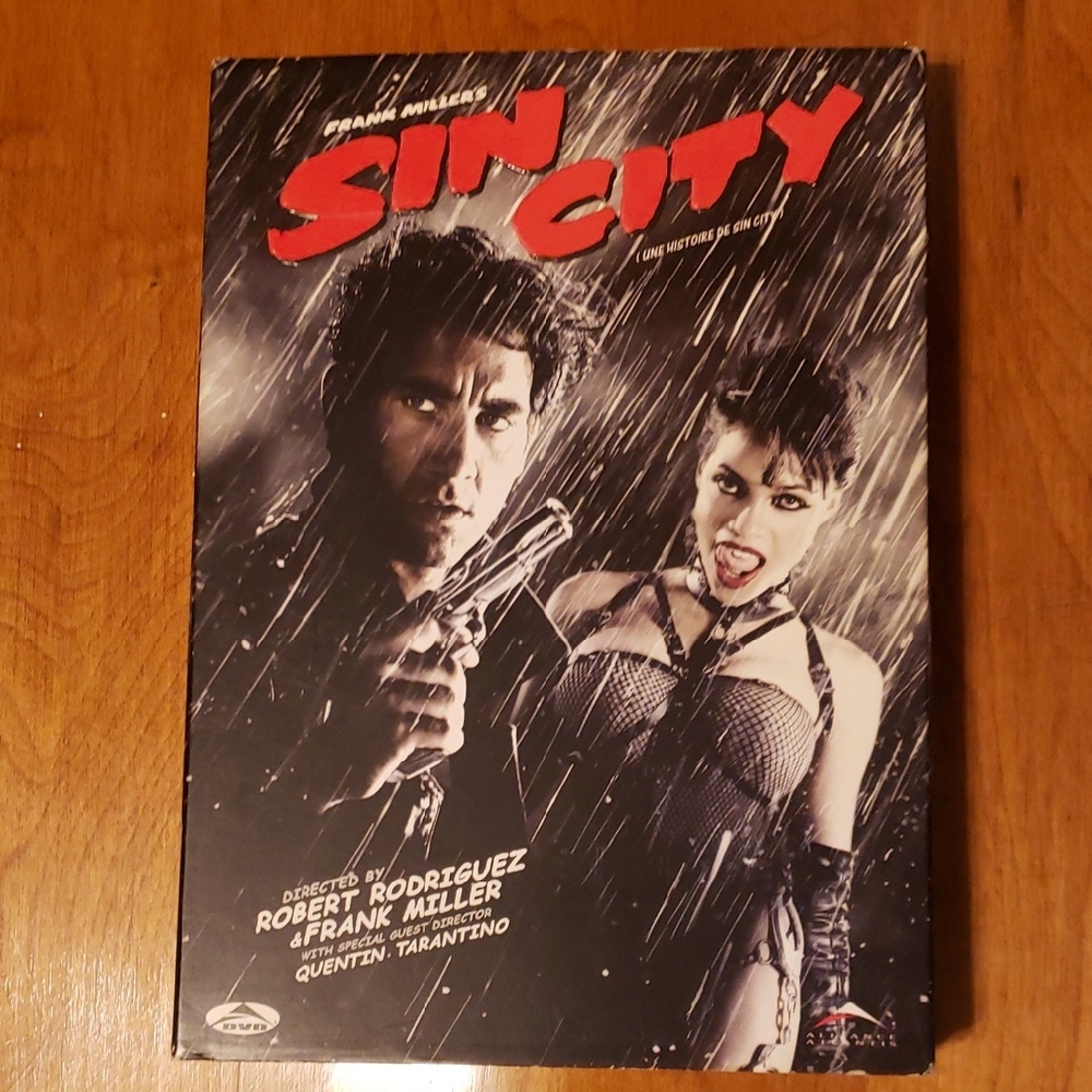 Sin City DVD - Black Cover